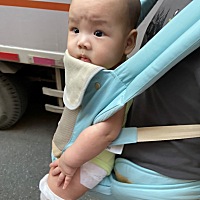被关了好久，现在才偶尔带出去溜达