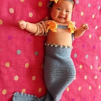 老二4个月，婆婆帮着带，我可以工作一个月五六千块钱，她就是喜欢家里大喊大叫的，天天训老大。骂的还越...