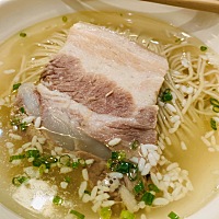 带公婆吃了同德兴的枫镇大肉面