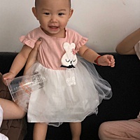 想问一下你们戒奶怎么样戒的    九个月了想戒奶了  但是小孩睡觉都是吃奶才肯睡  之前戒了一次没成功   ...