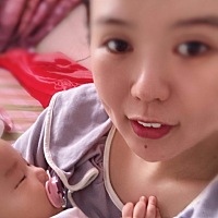 孩子的敏感期是上天送给宝宝最珍贵的礼物 这里有这么一个悲剧 ，宝宝刚出生由于眼睛轻度感染被缠上绷带...