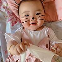 夏日胖胖的猪猪女孩😉