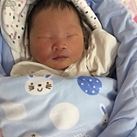 说说生下这个二宝的过程比大宝更受罪了。开始肚子有点疼就去了医院检查开一指就让住下了，住下后也没接...