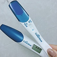 早晨偷偷的背着老公拿着可丽兰去洗手间，在拆开包装到等待结果一直都很紧张。 但是当我看到结果的时候。...