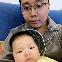 宝宝越长大越像妈妈 半岁前还像爸爸 过了半岁就复制黏贴妈妈 最后一张是妈妈小时候