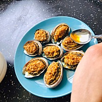 妈妈婚前是燕子，想飞那就飞那 婚后是鸽子，能飞但飞不远 有你之后就是鸭子，翅膀特么就是摆设。 大神兽...