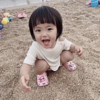 刚找出之前怀孕的app，记录一个1岁8个月的小🍇