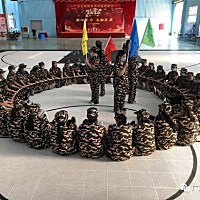 企业员工做拓展训练的意义是什么？为什么要做拓展呢？除了增加员工之间的相互理解，提高团队凝聚力、执...