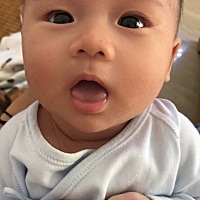 崽崽真是个天使宝贝 别人说带宝宝有多难多难的 可能我家宝贝很乖 我才觉得比较轻松吧   每天早上起来推...