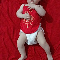 一下子我就和宝宝一起走过了5个月！从开始的手忙脚乱到现在的得心应手！我很爱他他也很爱我！有了孩子以...
