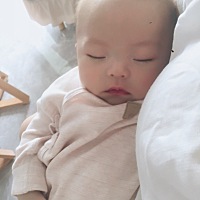 儿子是我生的，字是我妈签的，奶是我喂的，夜是我熬的！