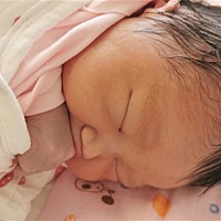 预产期6.9，计划六一左右去剖。因为大夫说我年龄超过39周岁，属于高危孕妇！ 5.25早起五点左右，去厕所...