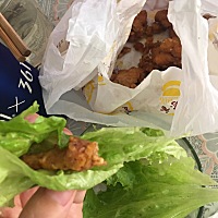 吃叶酸已经连续一周啦 要正经备孕啦