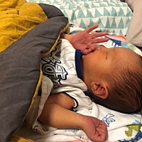 一开始没奶水着急 天天被说要喝各种催奶汤 月嫂阿姨吩咐了前十二天不能喝那些 到了第五天开始慢慢有奶水...