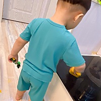 我儿子现在31斤 90高 你们呢？