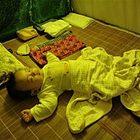 每次我一醒来睡成这样了😂搞到我睡都没地方了😂