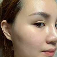 最近看朋友原来的痘痘肌变成了现在的水光肌。然后也被种草了一套，用了2个月发现皮肤真的细腻有光，而且...