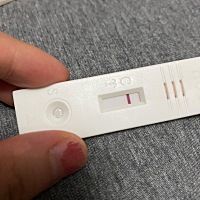 美女们 能不能帮我看看这样算姨妈灰吗？