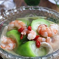 1、产后便秘:姜糖番薯汤 2、产后体温高:红枣赤豆粥 3、产后失眠:莲子百合红豆粥 4、产后无奶水:豌豆蛋白...