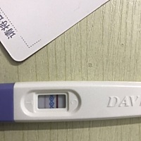 各位姐妹帮我看看为何是一深一浅，是怀孕了吗