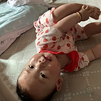 现在小孩6个多月，主要和他父母一起住在一起，我婆婆每天话很多，说我媳妇讨不着什么的，现在我和她儿子...