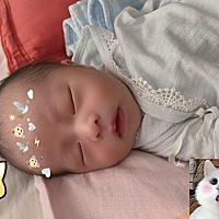 孕期没有吐过一次，饮食喜甜，不喜欢酸的，辣的不敢吃，皮肤变好，孕后期肚子不大，肚脐眼平的，肚子不...