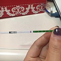 看到是有一点粉印呢……