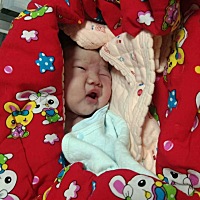 我可爱的公主7斤2两，妈妈爱你呦！