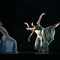 小编说：每天都在谈爱，到底什么是爱？ 一个孩子，觉得父母给我的爱不是我要的，我已经透不过气了，求你...