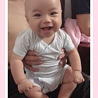 小黄三个月以后越来越难带了，两个月时候最好带，第三个月开始喜欢抱着到处走，喜欢去外面溜达，喜欢到...