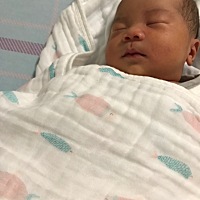 终于卸货了！剖腹产、孕期反应：过月经期五天验出怀孕两条很深！九月一号来月经、一般月经推迟、十月四...