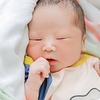 太艰难了生孩子。真心害怕。