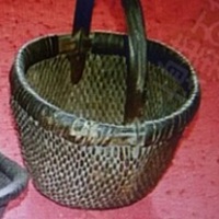 我怀孕了，婆婆说她梦见了两个八斗子，有没有谁知道梦见两个八斗子是什么意思啊