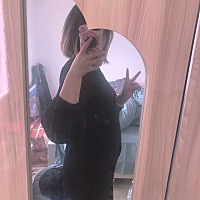 我感觉不是很能看出来这已经是五个多月的肚子了，总感觉肚子比别人的小，但是实际宝宝还偏大一周，体重...
