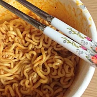 在汉语的词汇里，“外婆”这个词是有温度的，她温暖了一代又一代的中国人。 可以说：如果一个人在童年里...