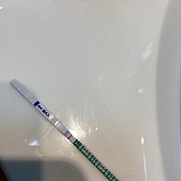 6.4来的月经，今天测出来事怀孕了吗？