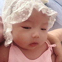 小宝贝两个月不到已经12斤了。
