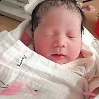 一胎顺产6斤1两男宝宝，二胎超快顺产7斤1两女宝宝，两个宝宝相差4岁5个月，先来和大家分享一下怀两个宝...