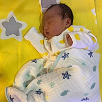 从出生到满月再到百天 现在你都五个半月了 你天天都在给妈妈不一样的惊喜 妈妈无时无刻都在给你记录着 ...