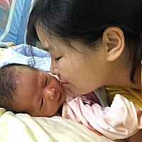 四维时医生说是女儿。出来叫见妈妈时却逆袭，