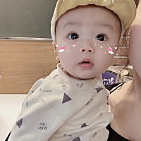 真的想说，不要因为宝宝刚出生的颜值就想把他送人，等等看，也许会有惊喜😄