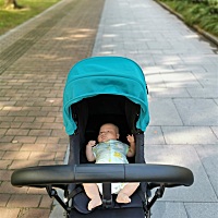 大米早晨第一次陪妈妈兜风