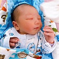 太疼了！7斤半的大儿子！