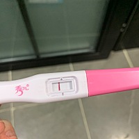 连续三天测的试纸和笔都是这么淡淡的，用了毓婷、大卫，秀儿，这是怀上了吗，有人跟我说 不准，好怕诈糊...