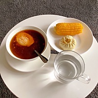 42天的月子终于结束啦，感谢婆婆的细心照料。猪蹄汤，排骨汤，鲫鱼汤，五红汤……我真不想喝了😭😭