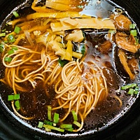 好吃的可以把汤都喝完的面