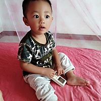 宝宝差不多两岁了还不会说话，有没有哪位宝妈家宝宝是这样的，求指教