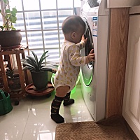 手足口疫苗后隔了一天开始发烧，不知道是着凉了还是疫苗反应，39度左右