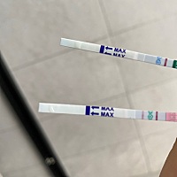 大家不要被我图片恶心到，今天10000绒促第八天，本来想看试纸有没有代谢完，但是发现白带有血丝，最近很...