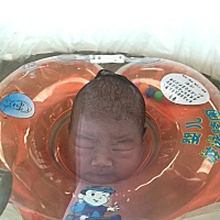 宝宝7月22日下午出生，7斤6两小胖子一枚，怀孕过程很艰辛，终于等到了你！说回正题，本来我一切表象我们...